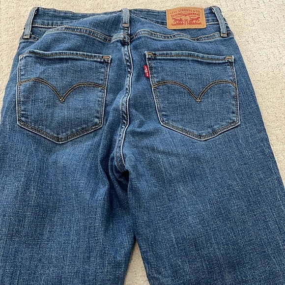 Levi’s Skinny Jeans - Picture 6 of 6
